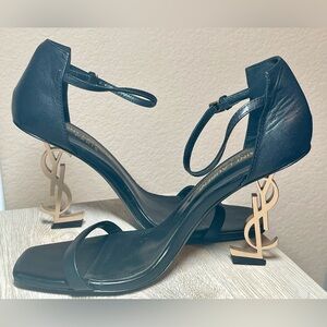 Yves Saint Laurent Opyum Leather Heel size 40 in Black Calfskin Retail $1,500